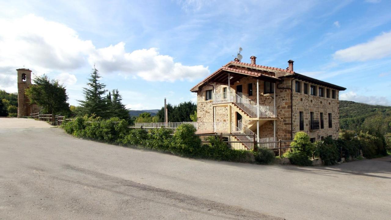 La Romanika De Fellini San Martín de Elines Exterior foto